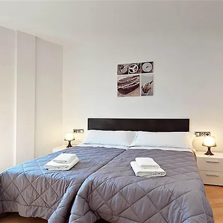 Wonderful 4 Bedroom Apartment In Sitges Apartamento